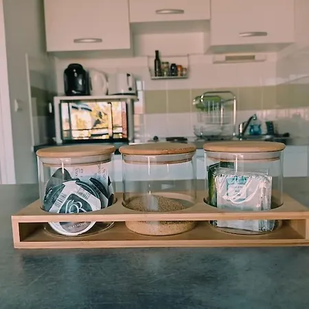 Proche De La Gare Avec Le Calme Des Vignes. Apartamento