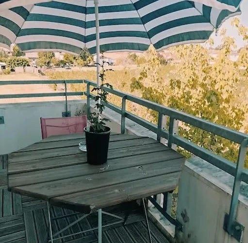 Apartamento Proche De La Gare Avec Le Calme Des Vignes. *